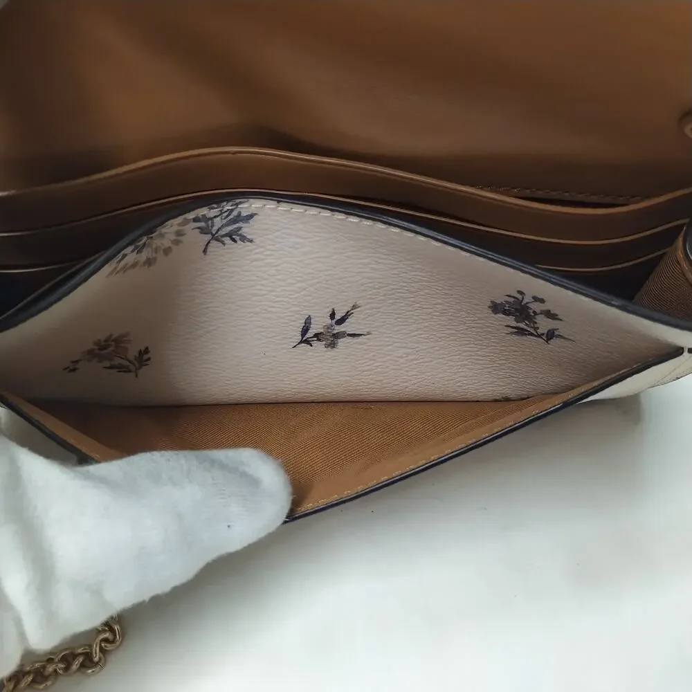 Coach White Leather Floral Flap Closure Crossbody Credit Card Wallet